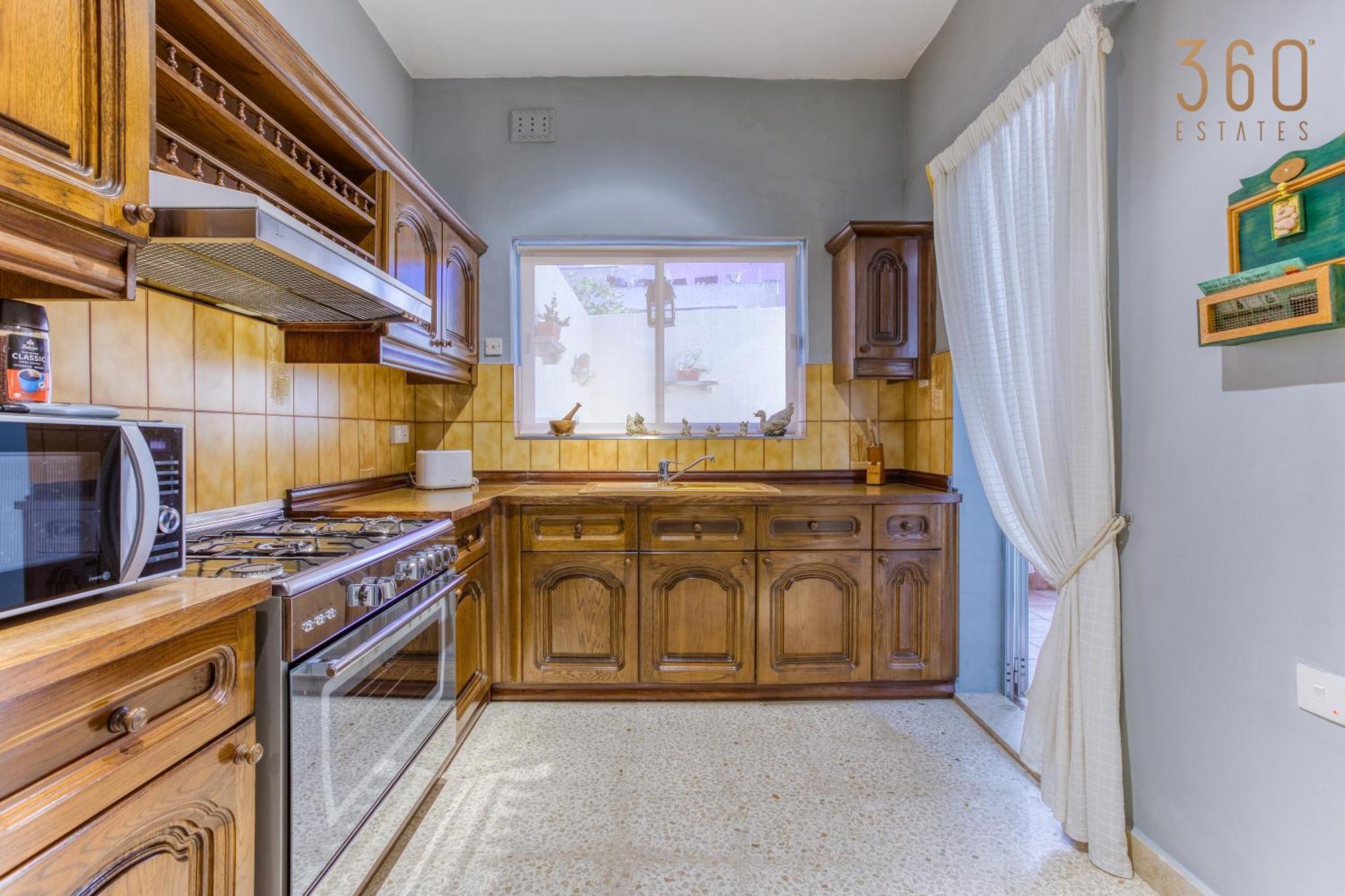 A Lovely 3Br Maisonette In Lovely Town Of Rabat By 360 Estates Extérieur photo