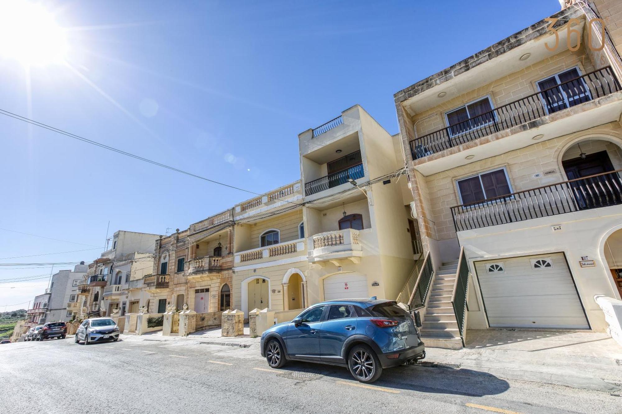 A Lovely 3Br Maisonette In Lovely Town Of Rabat By 360 Estates Extérieur photo